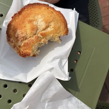 The Bake Shop - Peach muffin - Bagels Near Me - Williamsburg, Virginia The Bake Shop - Peach muffin - Bagels Near Me - Williamsburg, Virginia