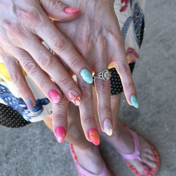 Aura Nail Lounge - Nail Salons Near Me - Foley, Alabama