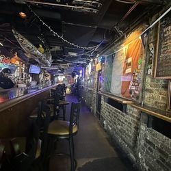 O'Shucks Bar & Grill - Hanging out off-season