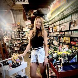 Jerry’s Smoke Shop