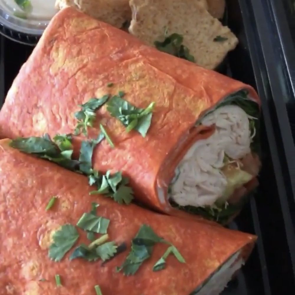 Fire Meal Prep - Turkey wrap with pita chips and hummus - Food Delivery Services Near Me Fire Meal Prep - Turkey wrap with pita chips and hummus - Food Delivery Services Near Me