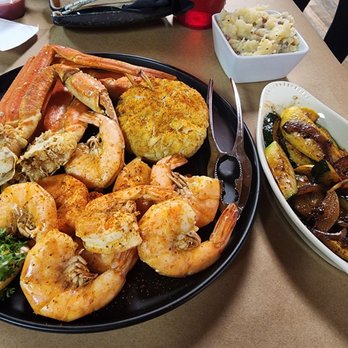 The Crabby Cafe - Seafood combo - Bakeries Near Me - Hampton, Tennessee The Crabby Cafe - Seafood combo - Bakeries Near Me - Hampton, Tennessee