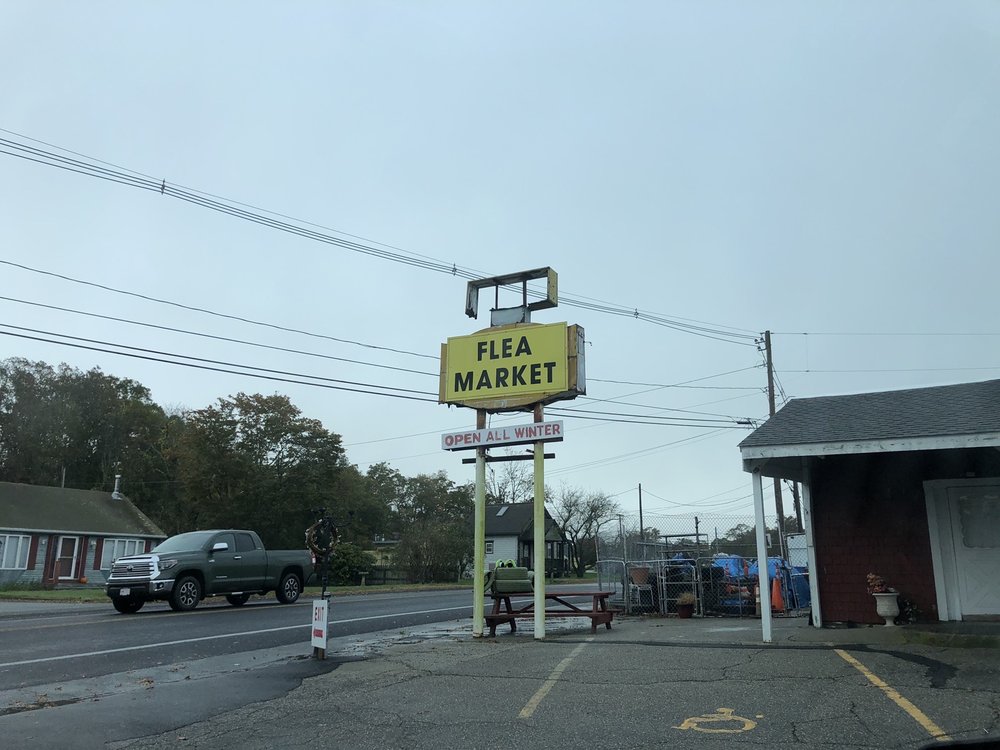 Route 177 Flea Market Logo