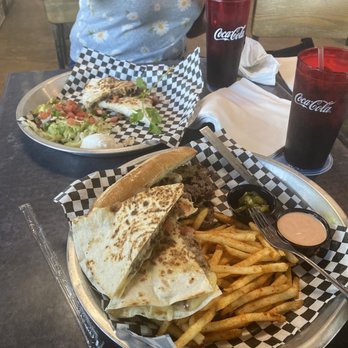 Rogers Roundhouse - Quesadilla and Philly cheesesteak - Beer Gardens Near Me - Fort Worth, Texas Rogers Roundhouse - Quesadilla and Philly cheesesteak - Beer Gardens Near Me - Fort Worth, Texas