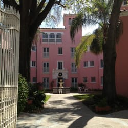 Villa De Leon
