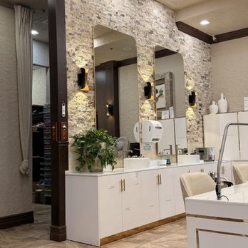 Palace Nail Lounge Gilbert - The inside of the salon - Nail Salons Near Me - Mesa, Arizona