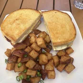 Twisted Sage Cafe & Catering - Cafes Near Me - San Dimas, California