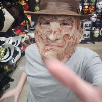 Spirit Halloween - Costumes Near Me - Burlington, North Carolina Spirit Halloween - Costumes Near Me - Burlington, North Carolina