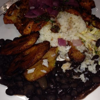 Chichen Itza Restaurant - Pollo Saltado - amazing - Mexican Near Me - Los Angeles, California