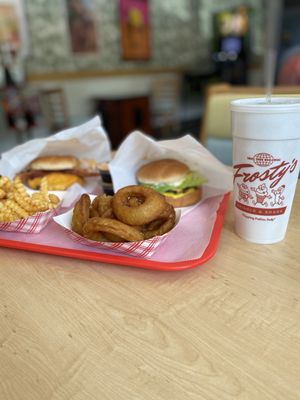 Frosty’s Griddle and Shake by null