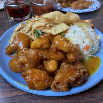 Yan Flower - Combination B1 - Chinese Near Me - Santa Cruz, California Yan Flower - Combination B1 - Chinese Near Me - Santa Cruz, California