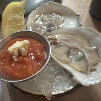 The Albany Ale & Oyster - Oysters - American Near Me - Albany, New York The Albany Ale & Oyster - Oysters - American Near Me - Albany, New York