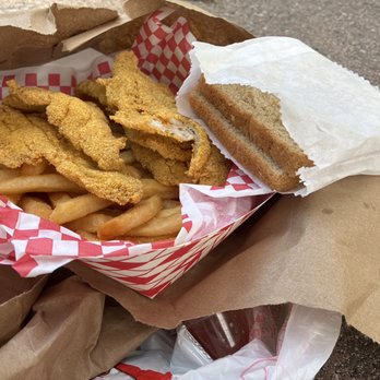 Young Las Palmas - Sole fish regular with fries - Fish & Chips Near Me - Pittsburg, California Young Las Palmas - Sole fish regular with fries - Fish & Chips Near Me - Pittsburg, California