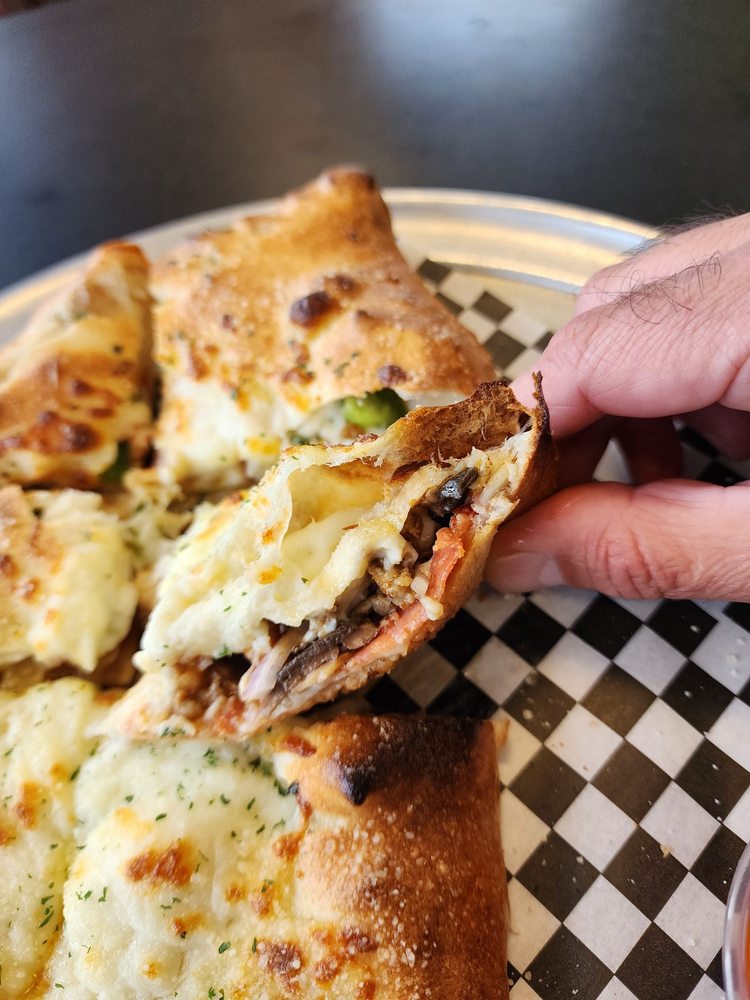 NEW YORK NEW YORK PIZZA PASTA - Updated August 2025 - 147 Photos & 244