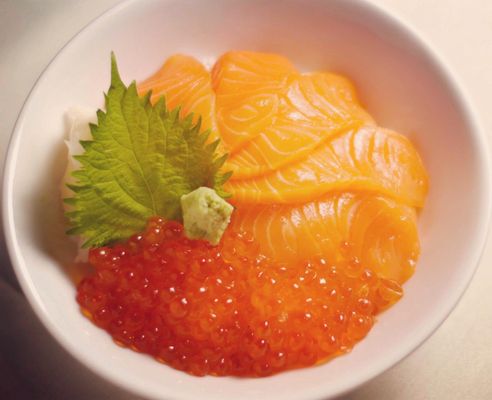 Photo of Wadatsumi - Torrance - Torrance, CA, US. Salmon & Salmon Roe Bowl