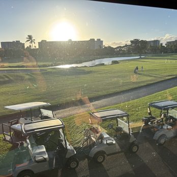 Roy's Kaanapali - Outside modern day - Hawaiian Near Me - Lahaina, Hawaii