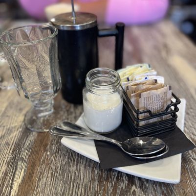 Yaz's Table Breakfast & Brunch by null