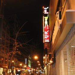 Cabaret Sex Appeal - the view of Sex Appeal while walking down Ste-Catherine... (Montréal)