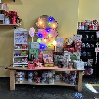 Craving Kernels - 12/7/23 - Popcorn Shops Near Me - Tomball, Texas