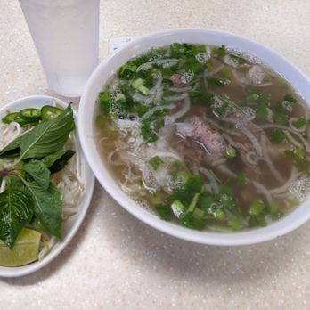 Pho Tai - Number 17 Pho Large with Side - Vietnamese Near Me - Bellevue, Washington Pho Tai - Number 17 Pho Large with Side - Vietnamese Near Me - Bellevue, Washington