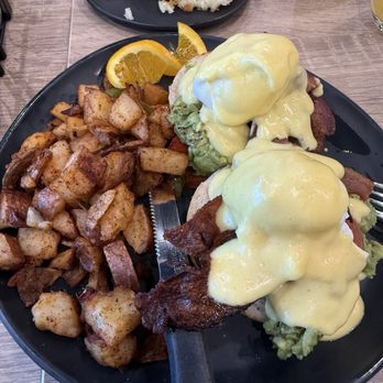 Eggs & Waffles - California benedict - Breakfast & Brunch Near Me - Gilroy, California Eggs & Waffles - California benedict - Breakfast & Brunch Near Me - Gilroy, California