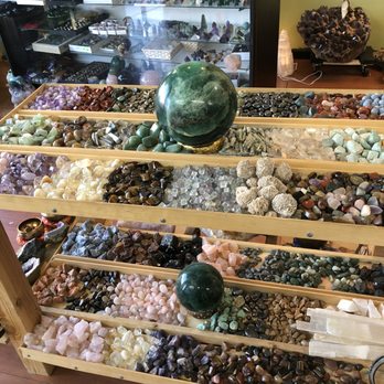 Magicas Gemas - Several types of amethyst, rose quartz and other crystals. - Spiritual Shop Near Me - Vannyus, California Magicas Gemas - Several types of amethyst, rose quartz and other crystals. - Spiritual Shop Near Me - Vannyus, California