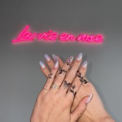 Rose Nailspot - Cute neon sign in Rose
