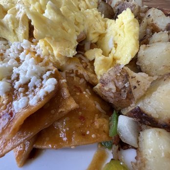Art's Corner Cafe - Chiliquilles - Breakfast & Brunch Near Me - Ventura, California Art's Corner Cafe - Chiliquilles - Breakfast & Brunch Near Me - Ventura, California