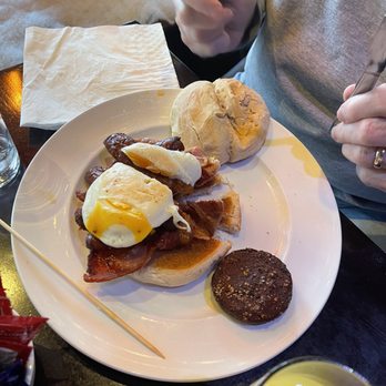 River Bar - Breakfast Bap - Lounges Near Me - Dublin, D