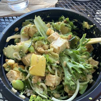 Poke Fix - Vegeterian bowl Yum - Sushi Bars Near Me - Sacramento, California