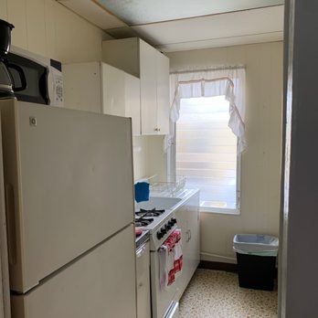 Juniper Beach House - Galley kitchen - Vacation Rentals Near Me - Wildwood, New Jersey Juniper Beach House - Galley kitchen - Vacation Rentals Near Me - Wildwood, New Jersey