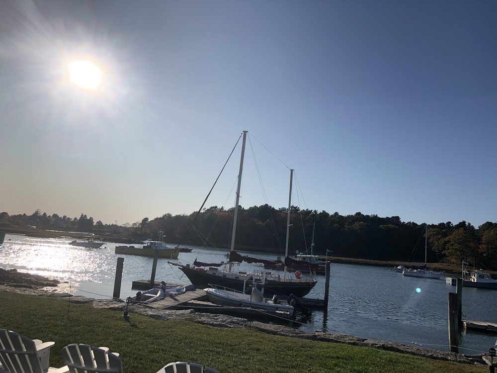 PINEAPPLE KETCH 12 Reviews 95 Ocean Ave, Kennebunkport, Maine