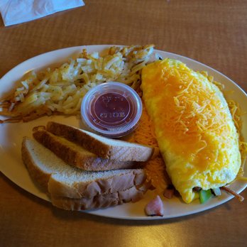 Henderson Star Cafe - Western Omelet - Breakfast & Brunch Near Me - Henderson, Texas Henderson Star Cafe - Western Omelet - Breakfast & Brunch Near Me - Henderson, Texas