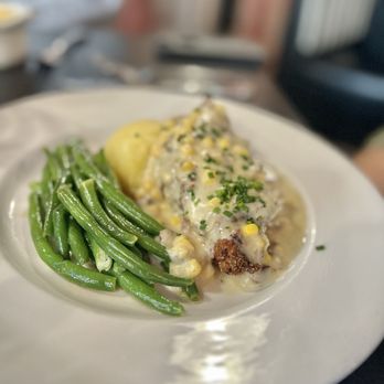 Mary's Bistro Draught House - Chicken Fried Chicken - New American Near Me - Mackinac Island, Michigan Mary's Bistro Draught House - Chicken Fried Chicken - New American Near Me - Mackinac Island, Michigan
