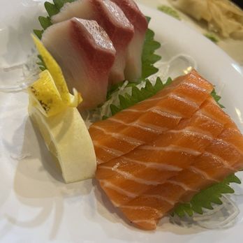 Hiroba Sushi - Salmon and Yellowtail (Hamachi) Sashimi - Sushi Bars Near Me - Henderson, Nevada Hiroba Sushi - Salmon and Yellowtail (Hamachi) Sashimi - Sushi Bars Near Me - Henderson, Nevada