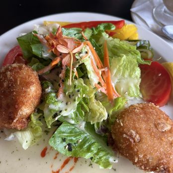 Cafe Pesto Hilo Bay - Pacific Crab Cakes Lunch - Pizza Near Me - Hilo, Hawaii Cafe Pesto Hilo Bay - Pacific Crab Cakes Lunch - Pizza Near Me - Hilo, Hawaii
