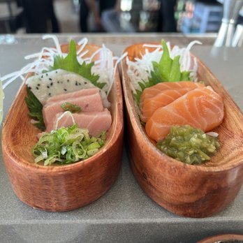 Hando - Toro and salmon sashimi - Sushi Bars Near Me - Houston, Texas Hando - Toro and salmon sashimi - Sushi Bars Near Me - Houston, Texas