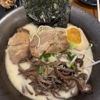 Kimen Ramen Izakaya - Original Ramen with chicken broth and pork chashu - Ramen Near Me - Annandale, Virginia Kimen Ramen Izakaya - Original Ramen with chicken broth and pork chashu - Ramen Near Me - Annandale, Virginia