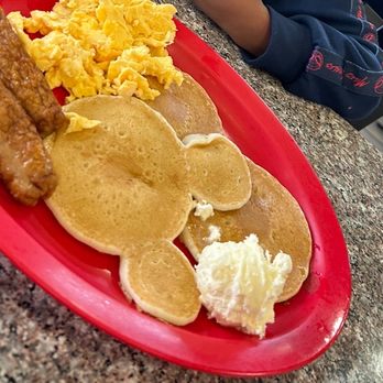 Bravo Burgers - Kids meal, butter wasn't spreadable lol - Burgers Near Me - Redlands, California Bravo Burgers - Kids meal, butter wasn't spreadable lol - Burgers Near Me - Redlands, California