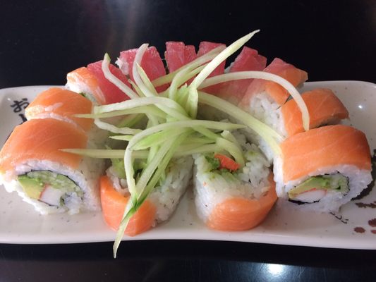 Maki Sushi Bar by null