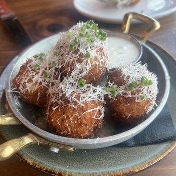 Eureka! - Mac n cheese balls- delicious! - American Near Me - Tempe, Arizona