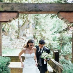 Ital Florist - Nature's aisle, love's journey--Ital Florist brings beauty to every step. Trusted for weddings across the GTA since 1976.