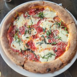 Thin Crust Pizza