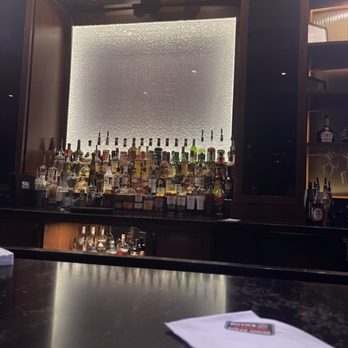 Ruth's Chris Steak House - Steakhouses Near Me - Pasadena, California
