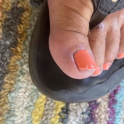 The Grove Salon - A really bad pedicure!