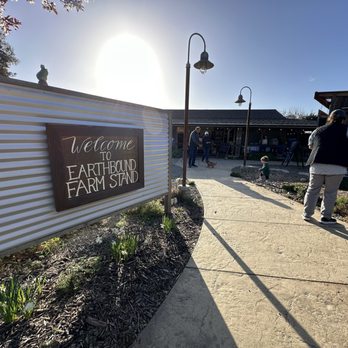 Earthbound Farm Stand - Organic Stores Near Me - Carmel, California