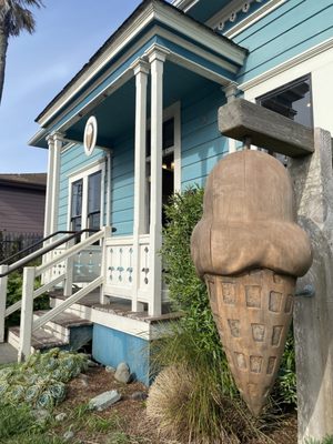 Arcata Scoop by null