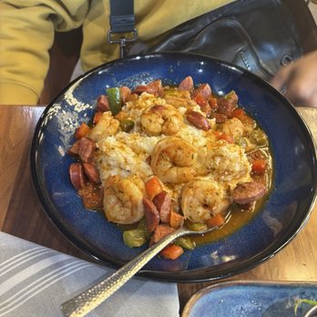 City Cellars HTX - Shrimp and grits - New American Near Me - Houston, Texas