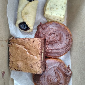 Luisa’s Swedish Bakery & Market - Bakeries Near Me - Harbert, Michigan Luisa’s Swedish Bakery & Market - Bakeries Near Me - Harbert, Michigan