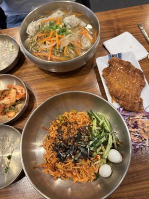 Guk Su Jip 국수집 - 北方面家 - Cold Korean Noodle Naengmyeon (냉면) & Dolsot Bibimbap by null